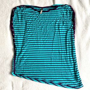 Thyme Maternity and Nursing Shirt XL